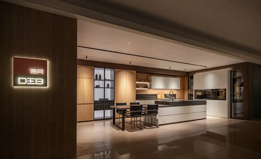 Custom Cabinets and Whole-House Customization: Smart Manufacturing for Modern Living Spaces